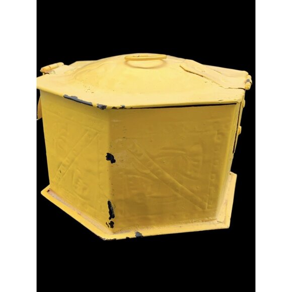 Painted Metal Hinged Hexagon Lockbox Handmade Yellow Storage w Hanger 6" - Picture 4 of 8